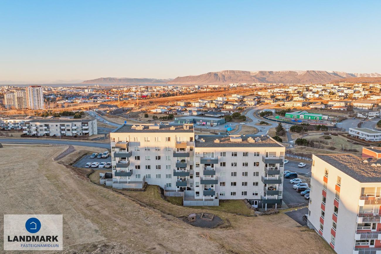 Ásakór 1, 203 Kópavogur