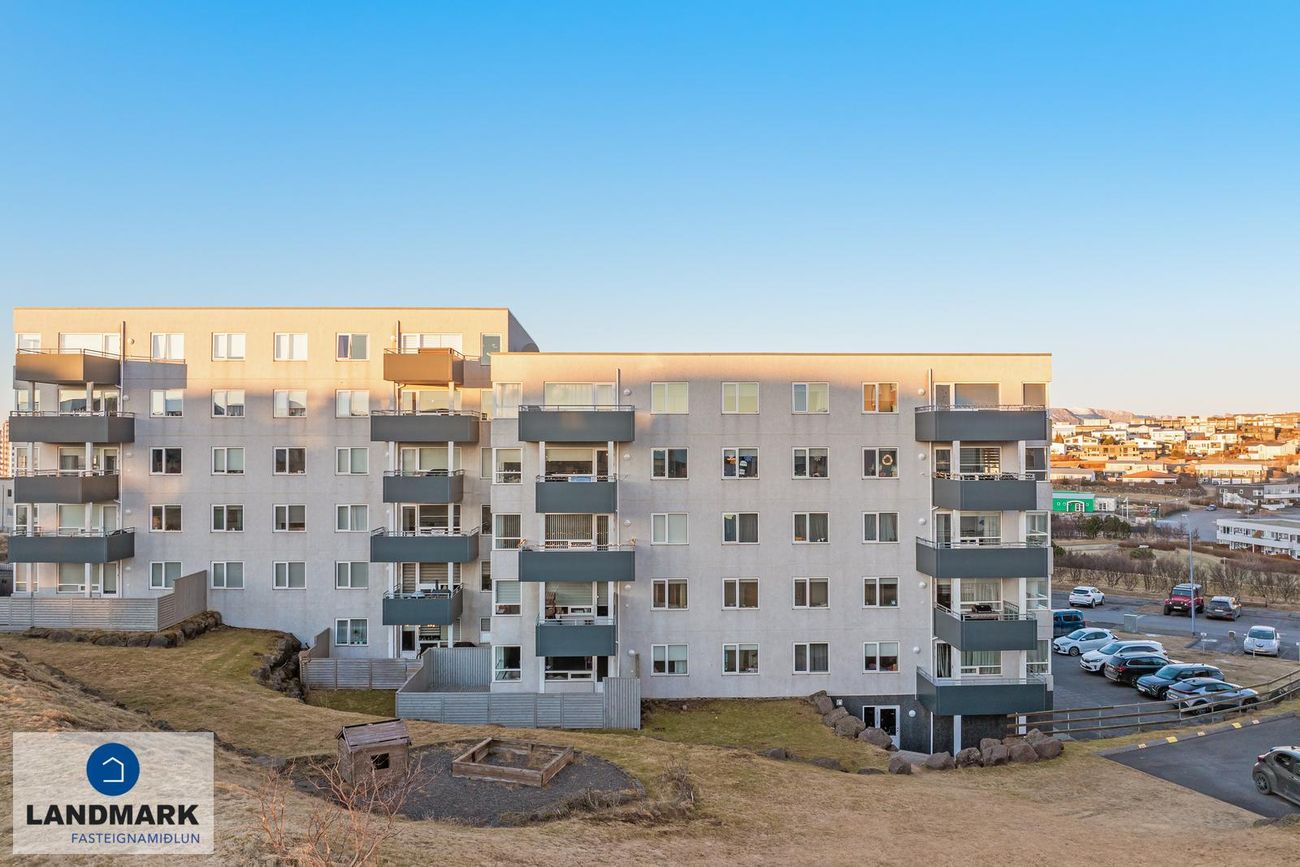 Ásakór 1, 203 Kópavogur