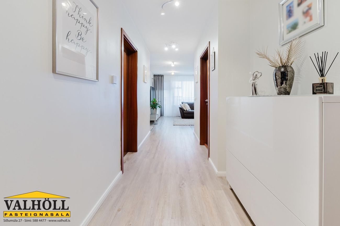 Þrastarás 18, 221 Hafnarfjörður