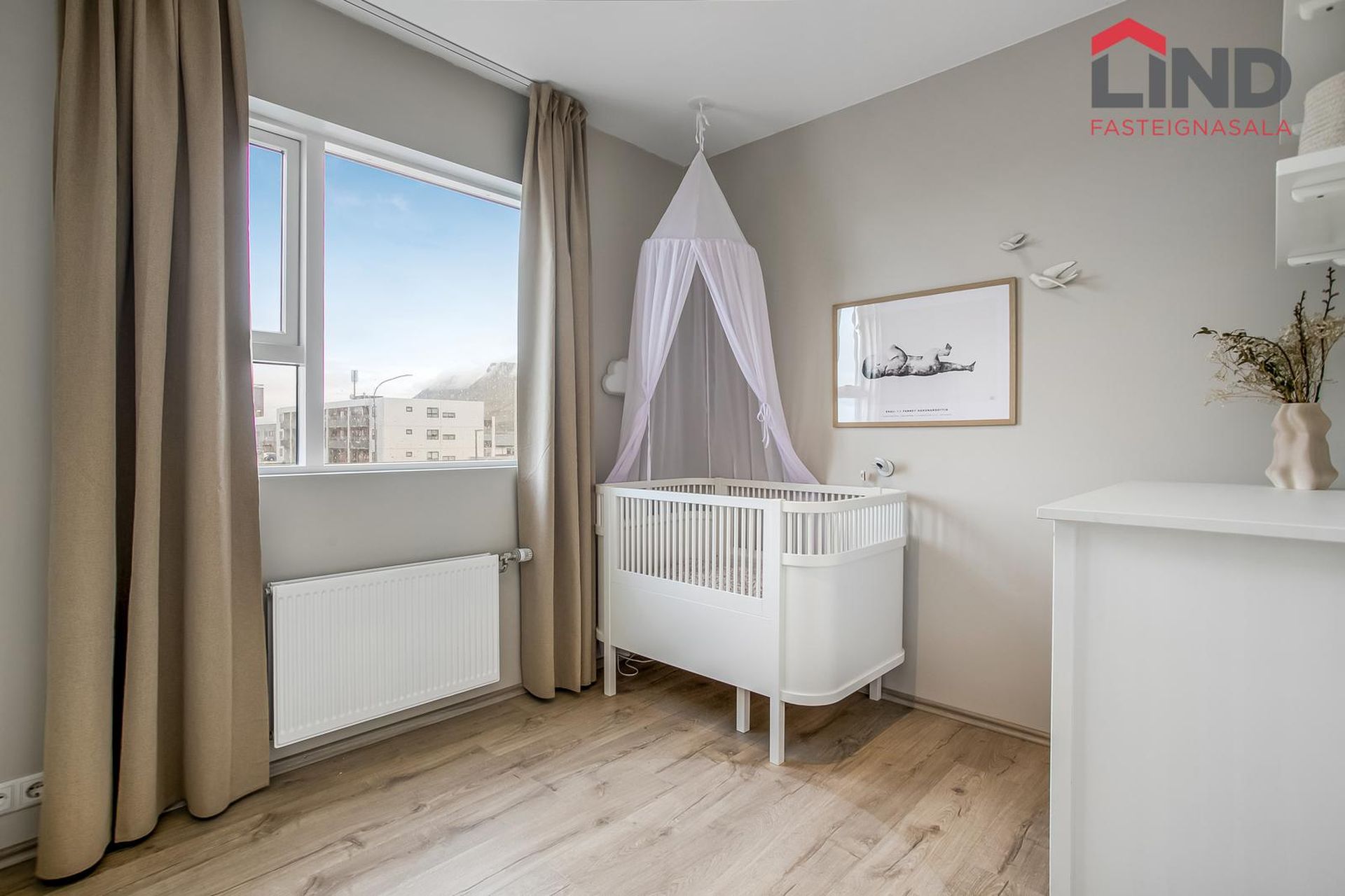 Asparskógar 24, 300 Akranes