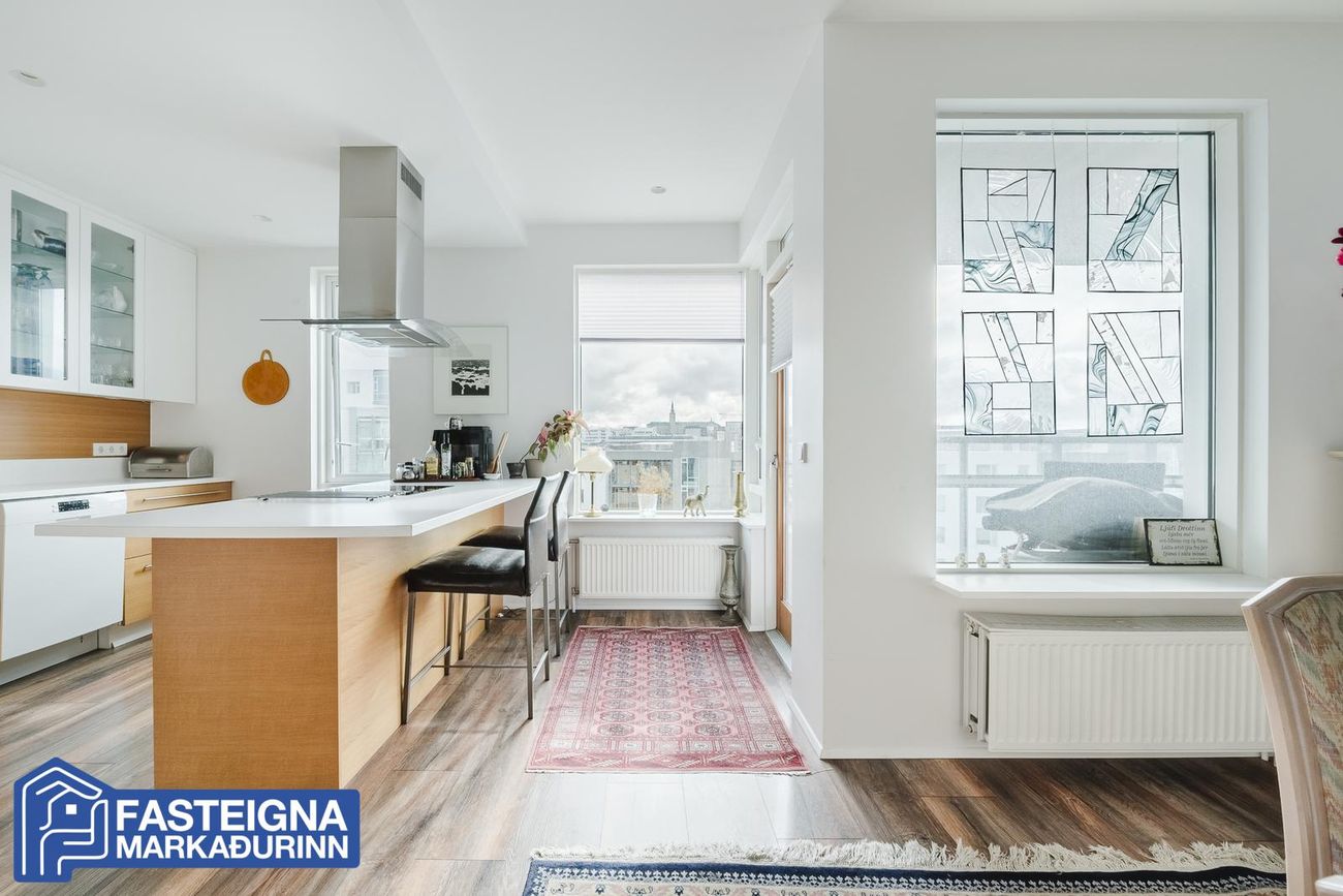 Mánatún 7, 105 Reykjavík