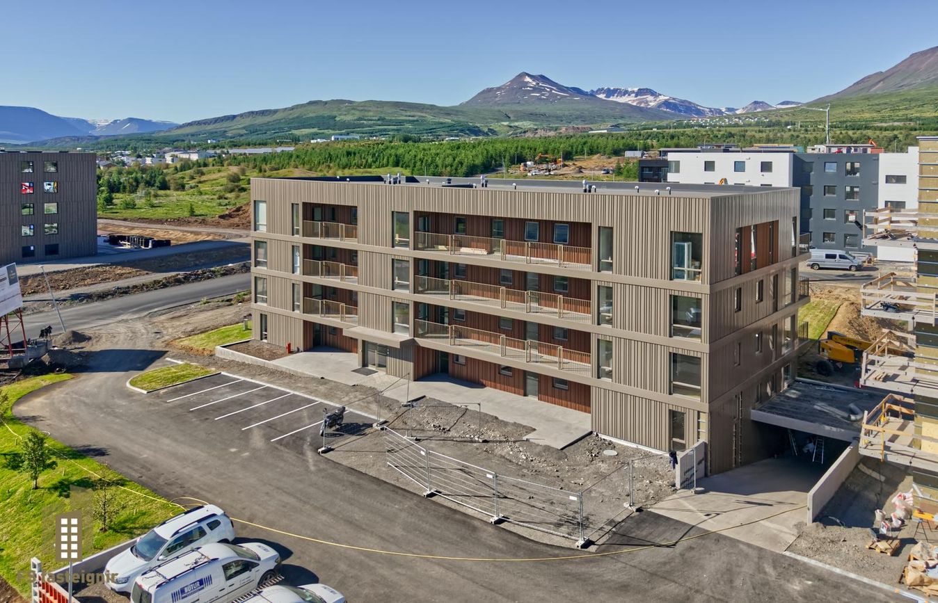 Lækjarmói 8, 603 Akureyri