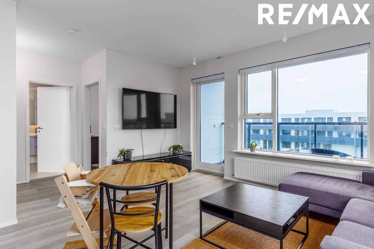 Dalsbraut 34, 260 Reykjanesbær