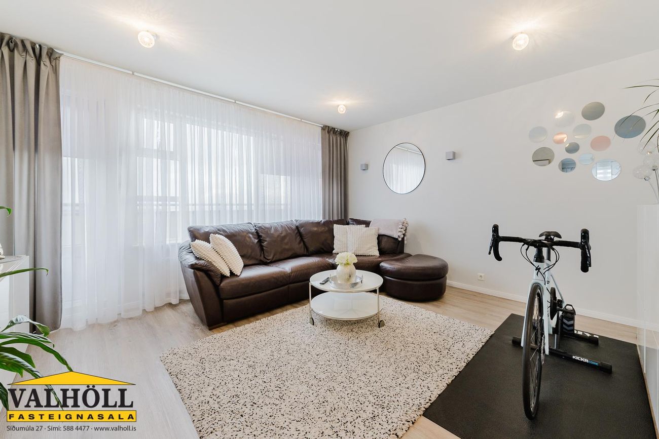 Þrastarás 18, 221 Hafnarfjörður