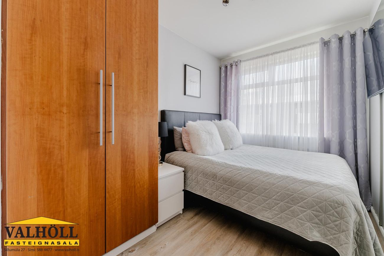 Þrastarás 18, 221 Hafnarfjörður