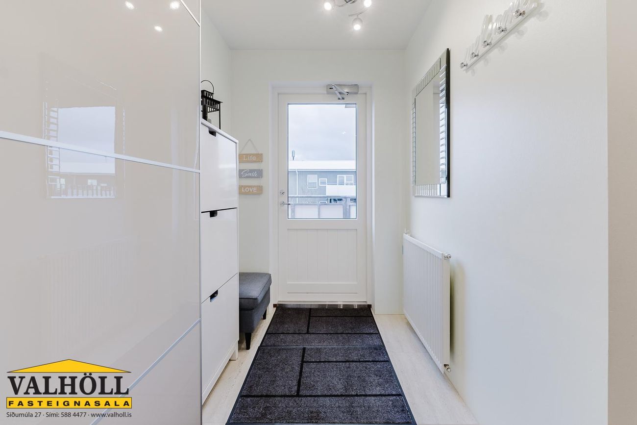 Þrastarás 18, 221 Hafnarfjörður