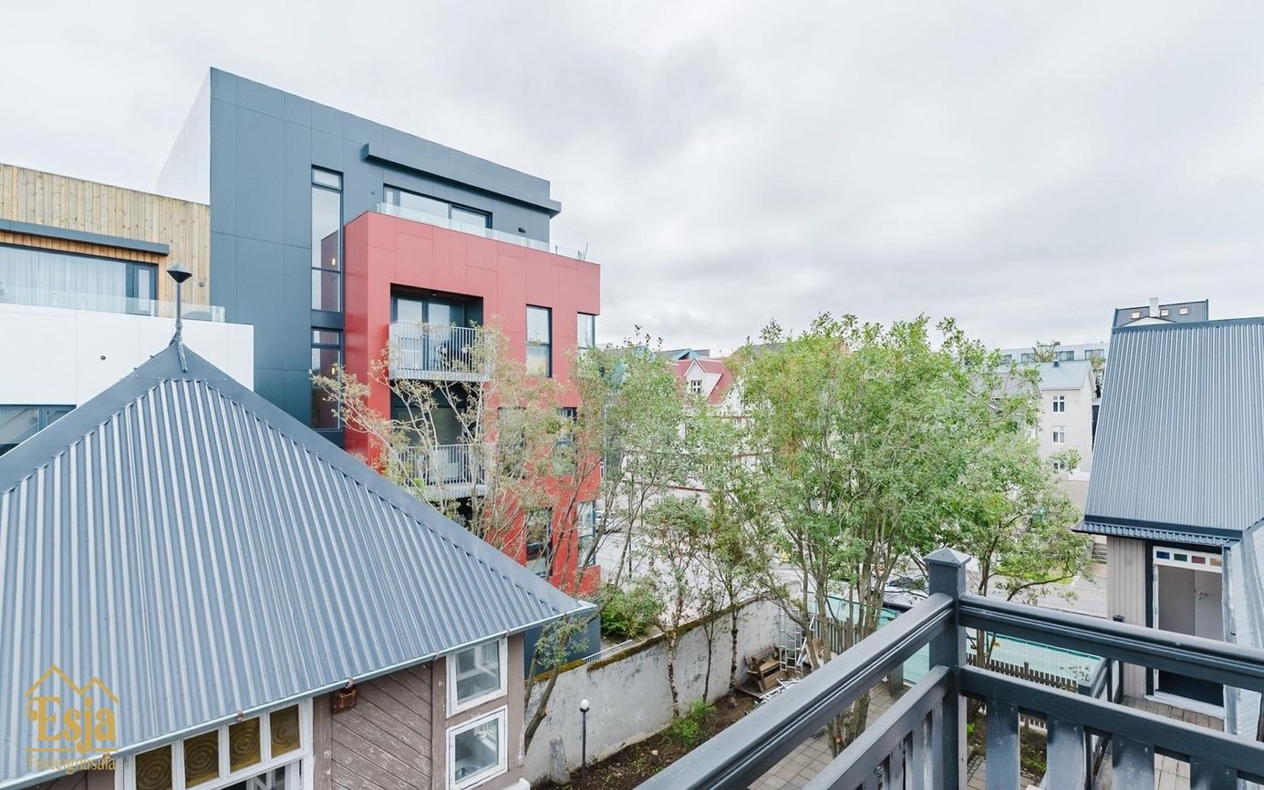 Hverfisgata 83, 101 Reykjavík