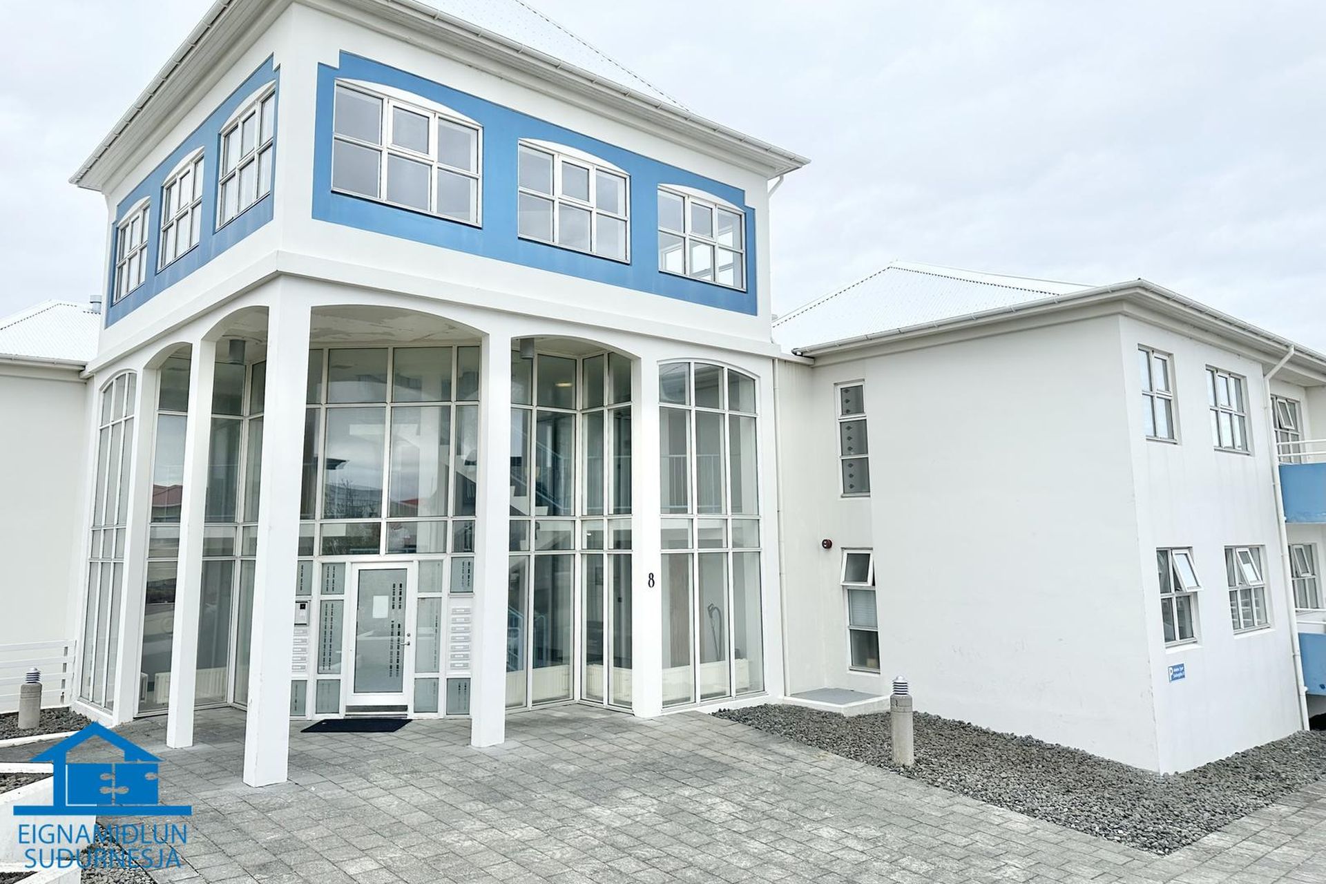 Suðurgata 8, 230 Reykjanesbær