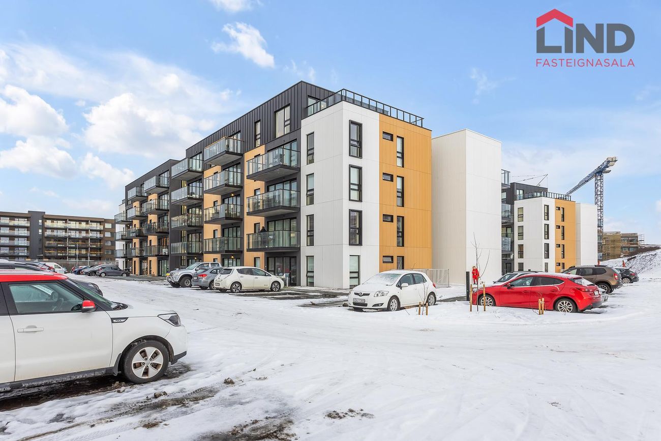 Áshamar 52 - 0502, 221 Hafnarfjörður