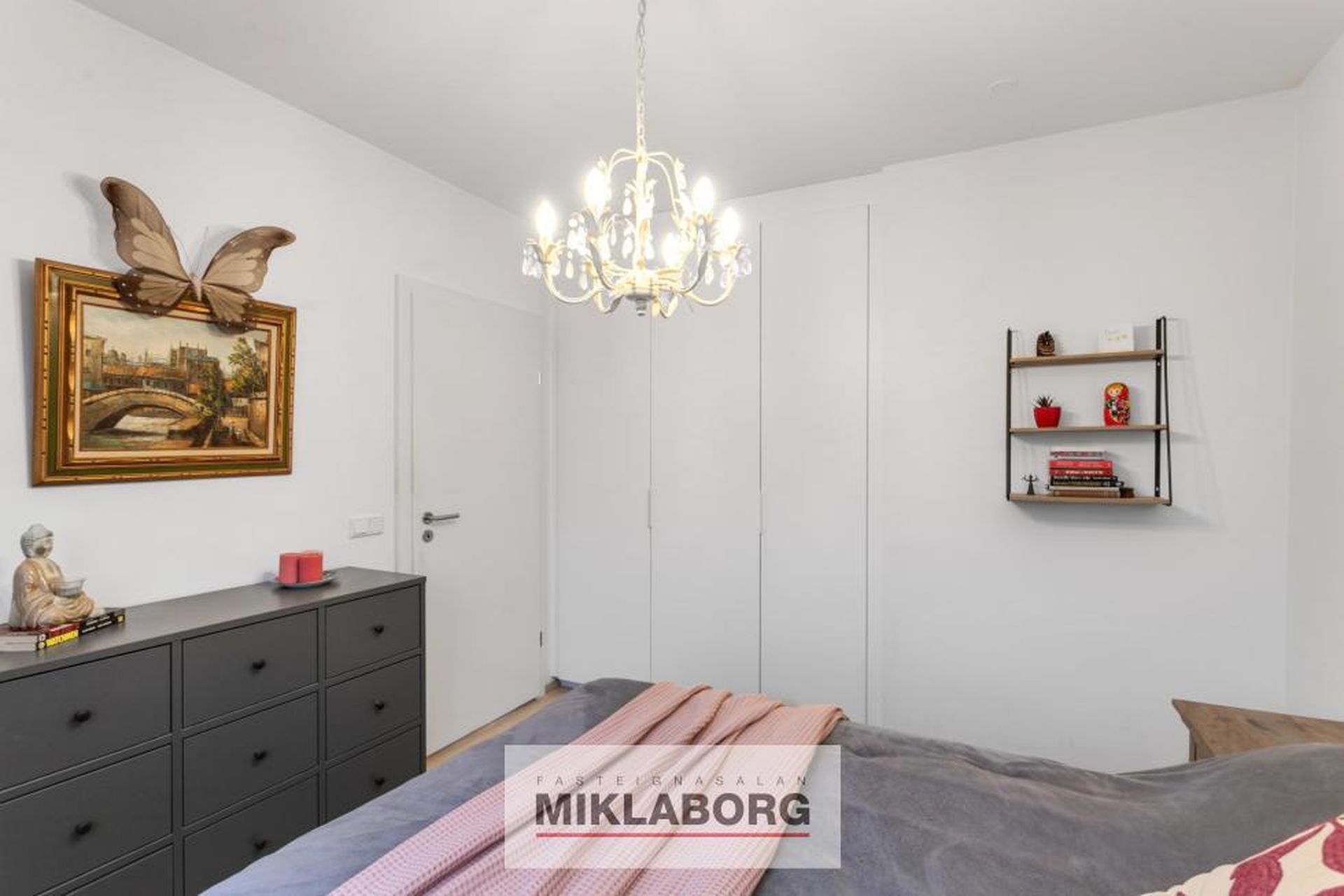 Dugguvogur 8, 104 Reykjavík