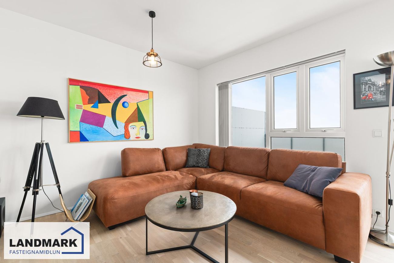 Flatahraun 1, 220 Hafnarfjörður