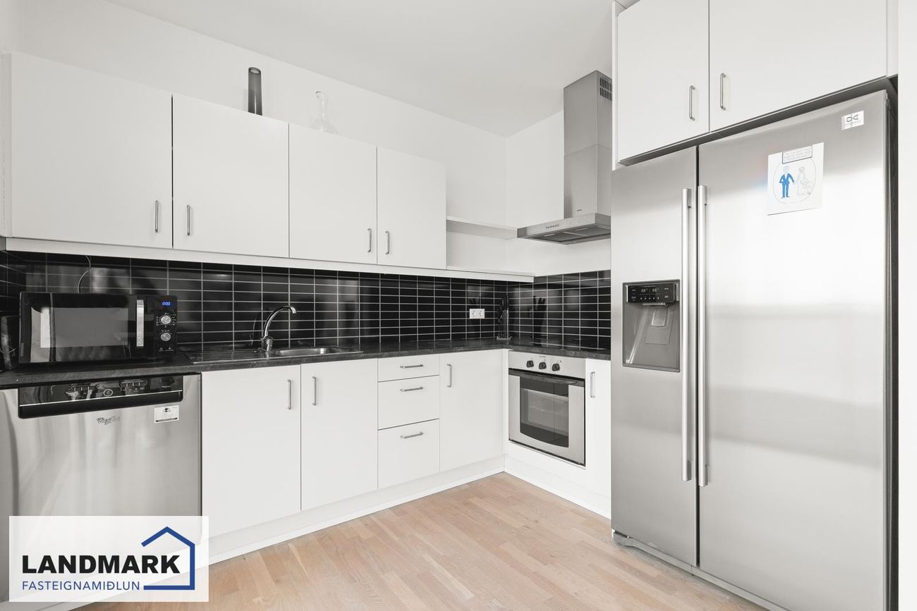 Flatahraun 1, 220 Hafnarfjörður