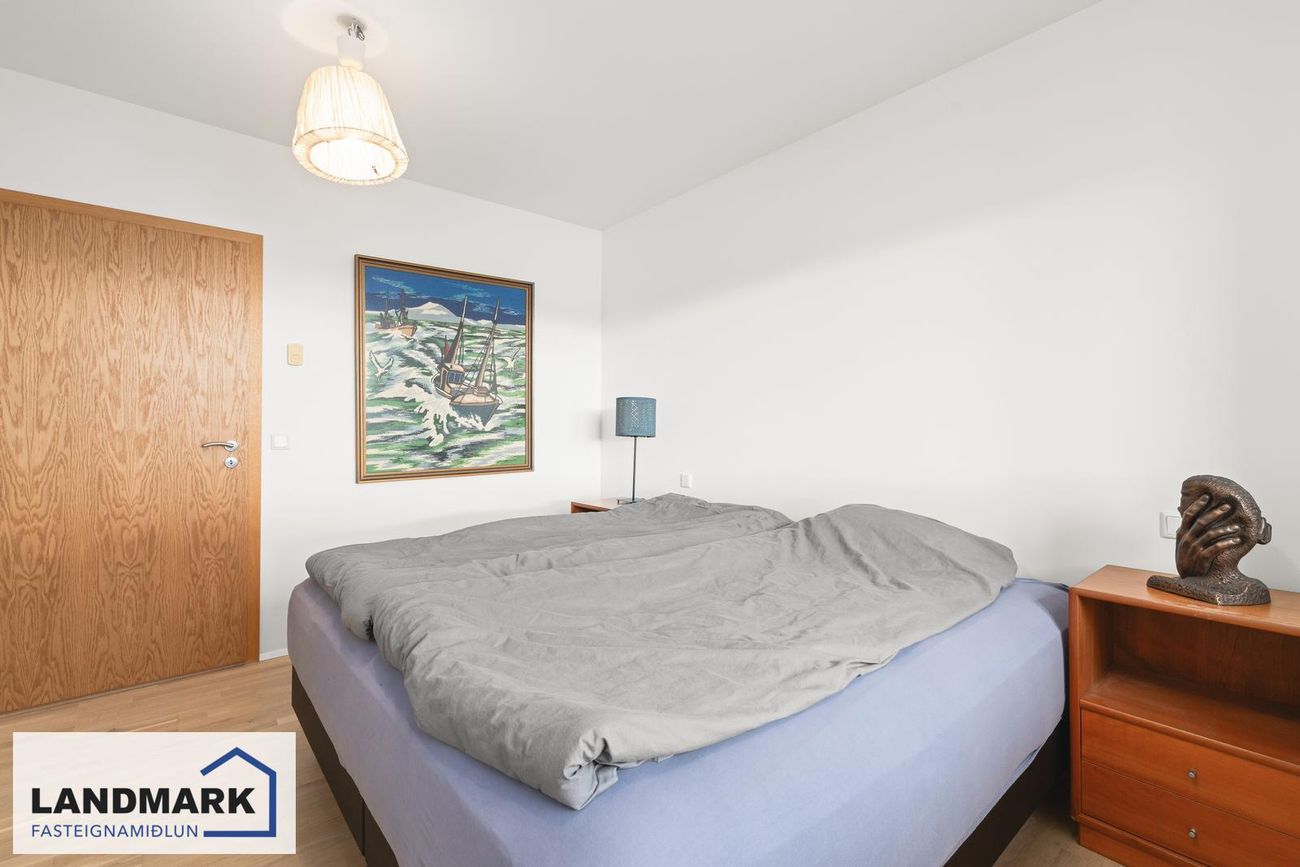 Flatahraun 1, 220 Hafnarfjörður