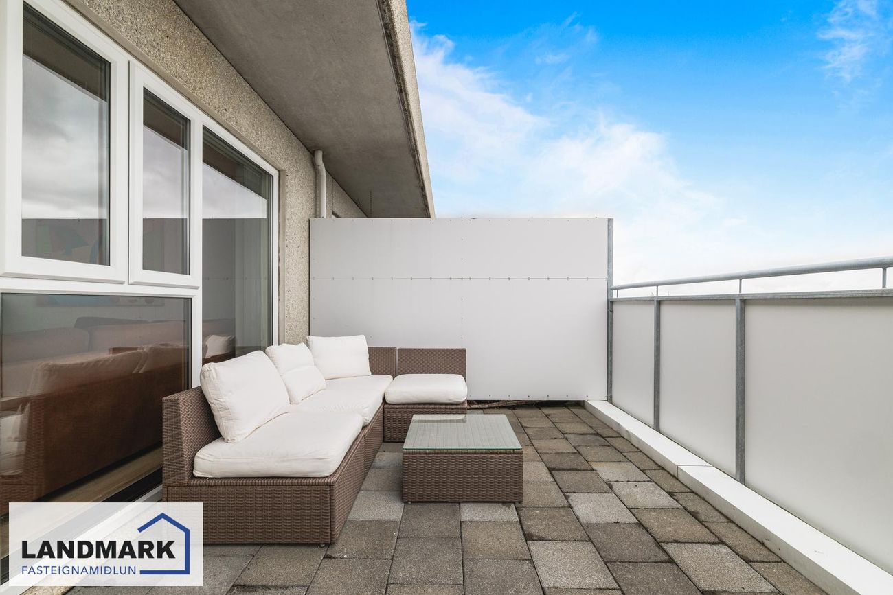 Flatahraun 1, 220 Hafnarfjörður