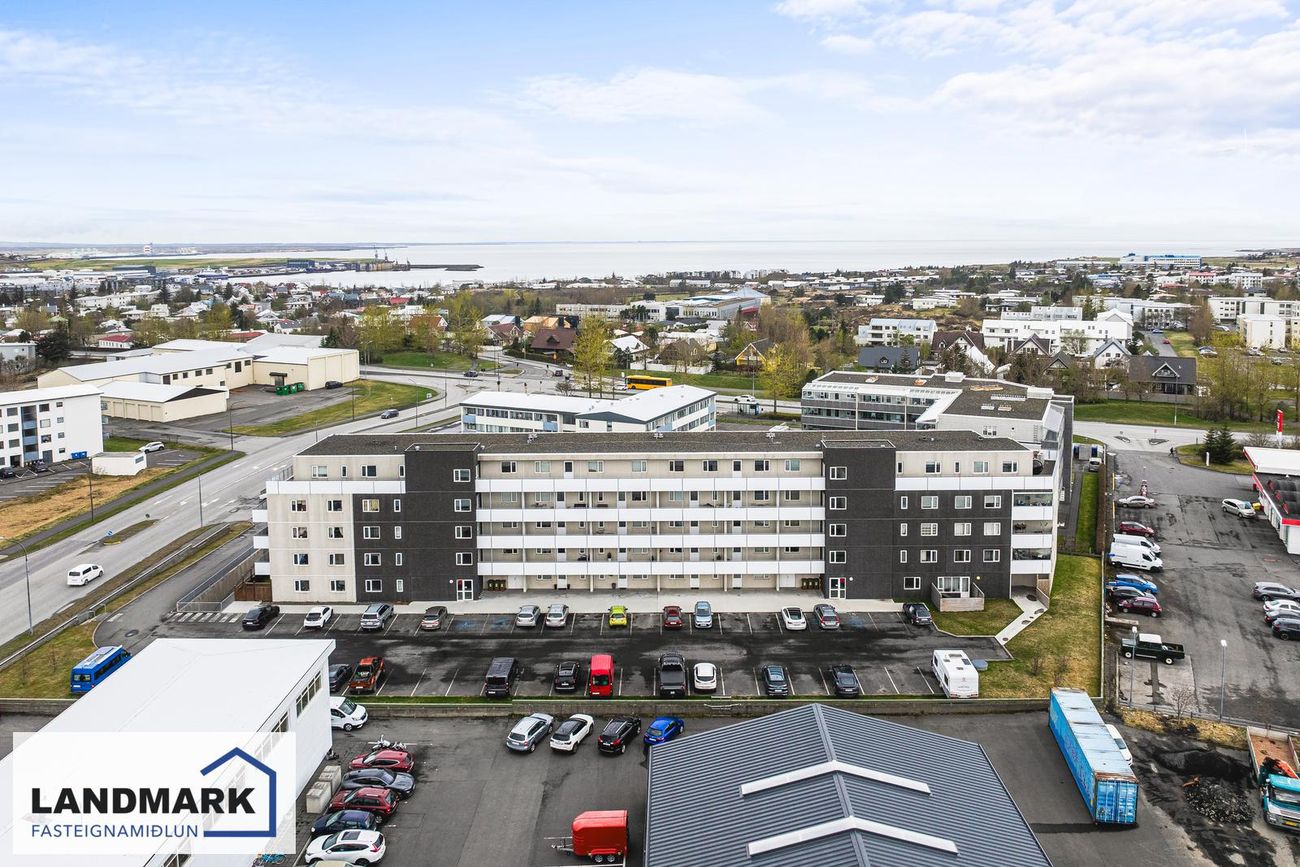 Flatahraun 1, 220 Hafnarfjörður