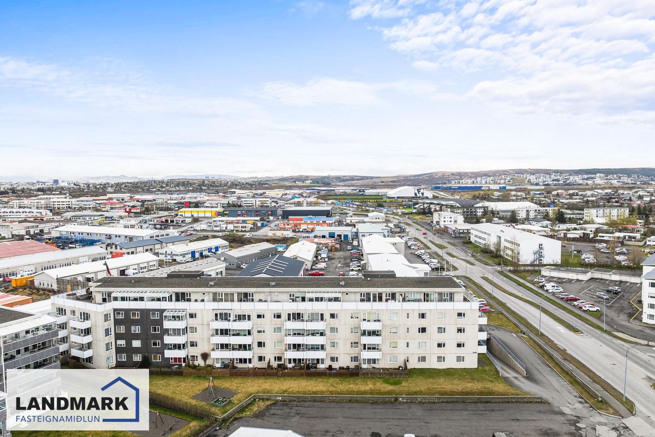Flatahraun 1, 220 Hafnarfjörður