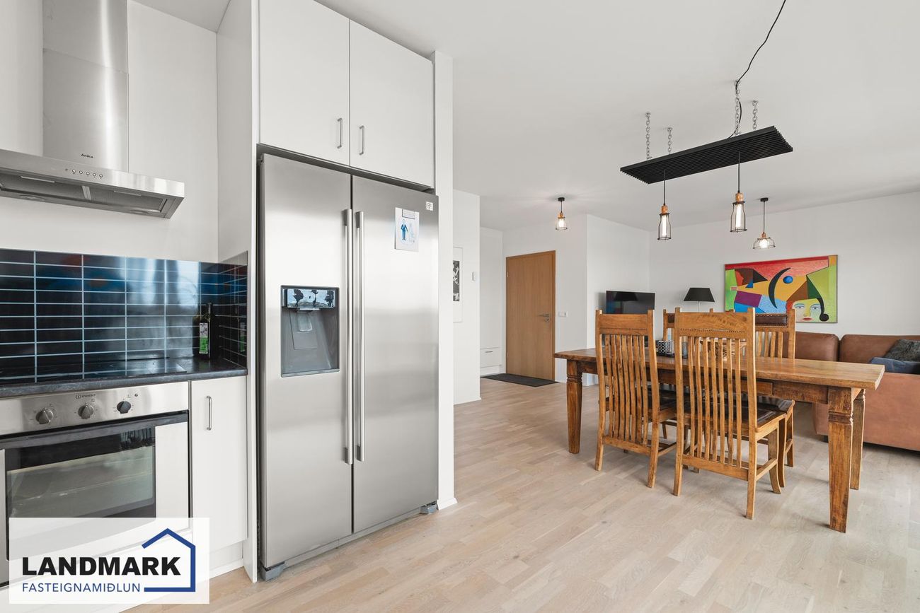 Flatahraun 1, 220 Hafnarfjörður