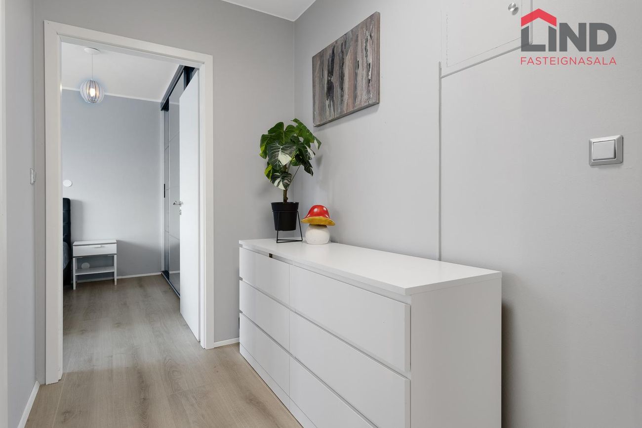 Hraunbær 130 - 0201, 110 Reykjavík