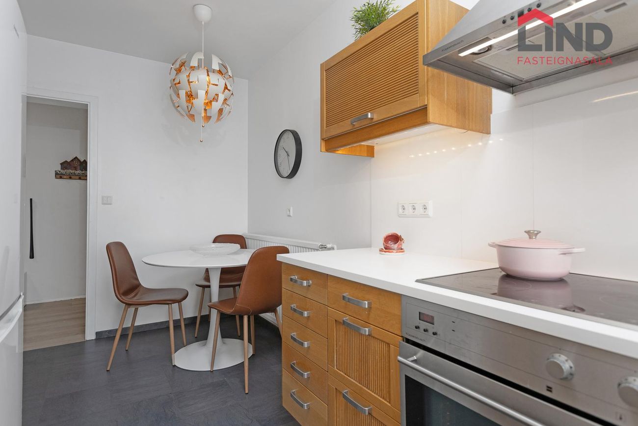 Hraunbær 130 - 0201, 110 Reykjavík