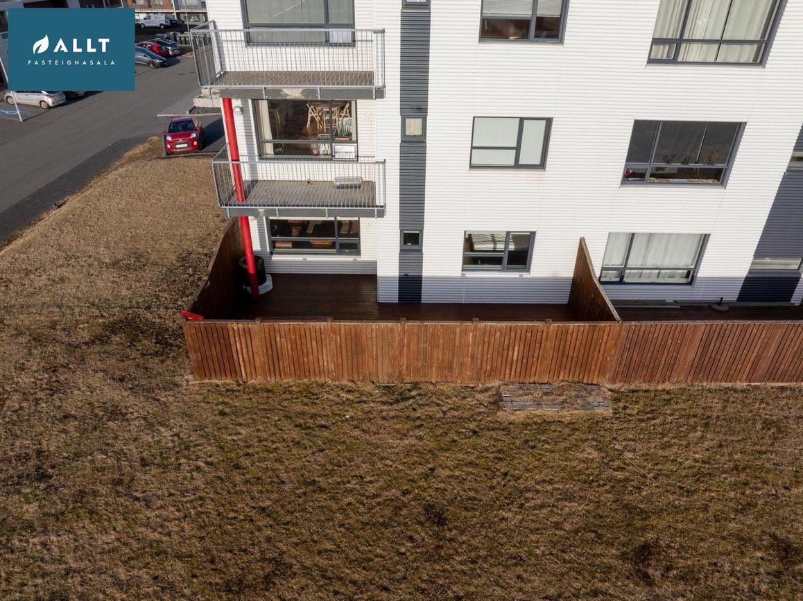 Bjarkardalur 33, 260 Reykjanesbær
