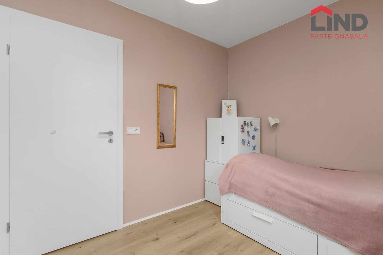 Hafnarbraut 12F, 200 Kópavogur