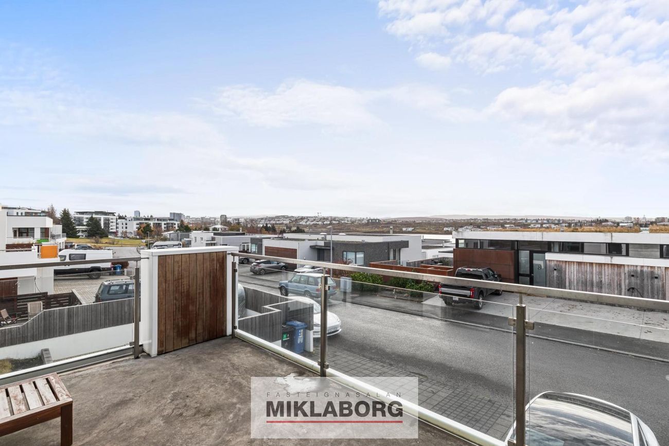 Kópavogsbarð 7 - 0101, 200 Kópavogur