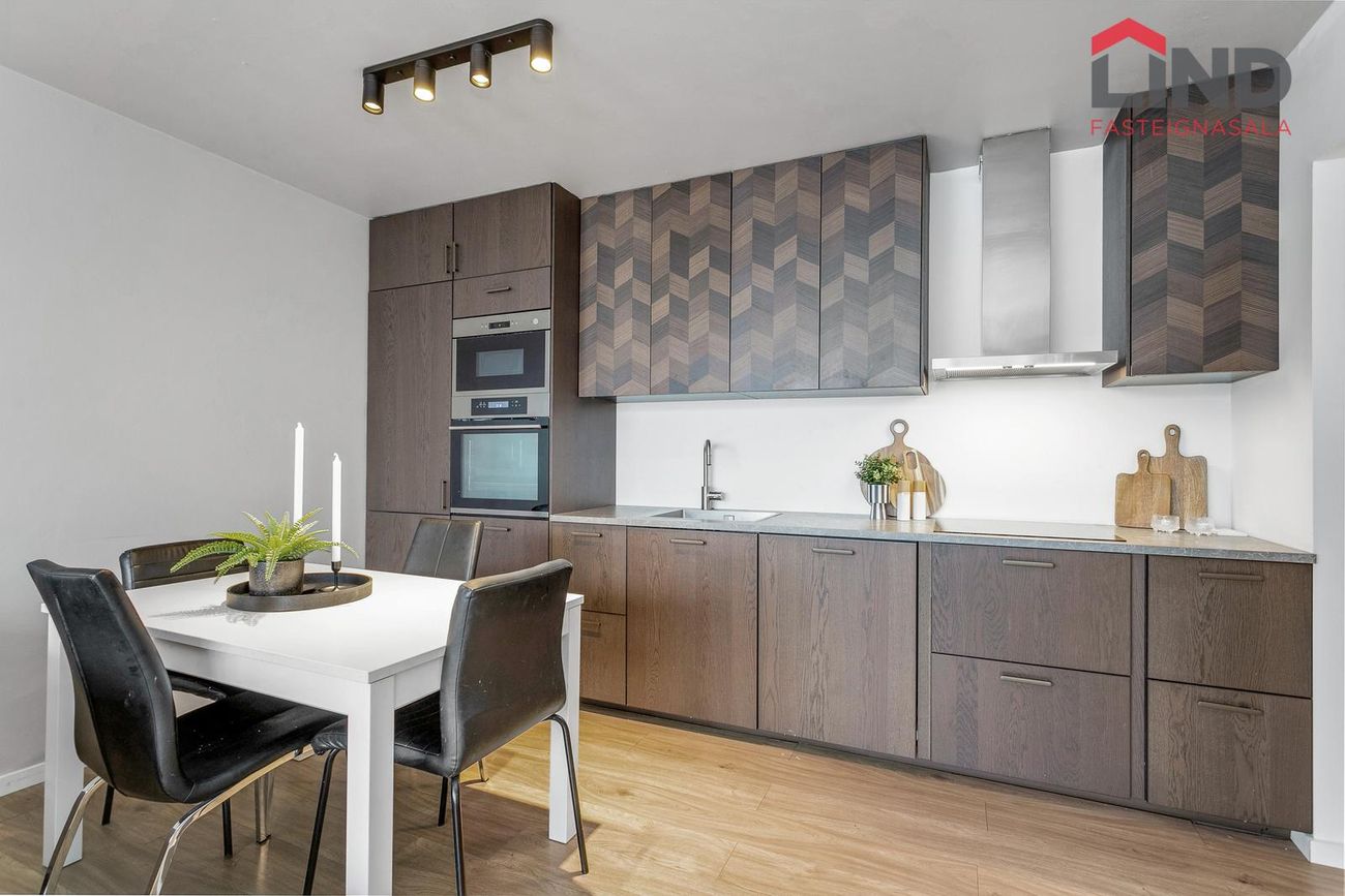 Hraunbær 134, 110 Reykjavík