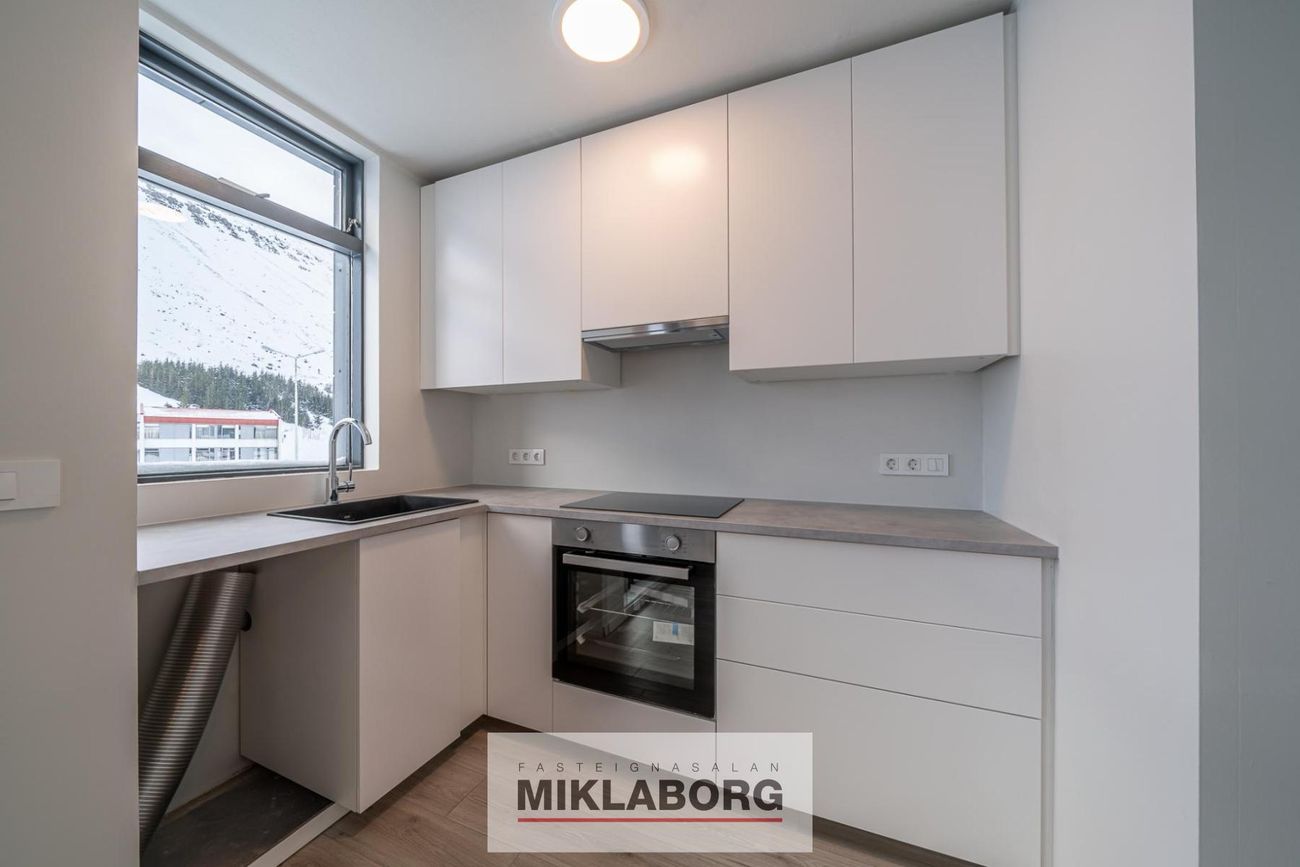 Sætún 12, 430 Ísafjarðarbær