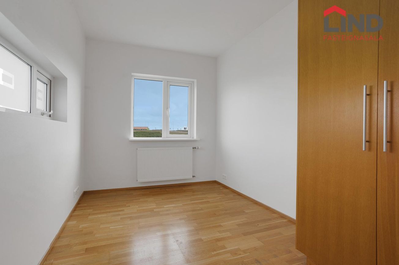 Tjarnabraut 16, 260 Reykjanesbær