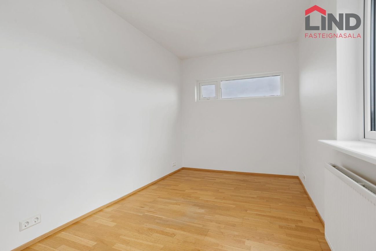 Tjarnabraut 16, 260 Reykjanesbær
