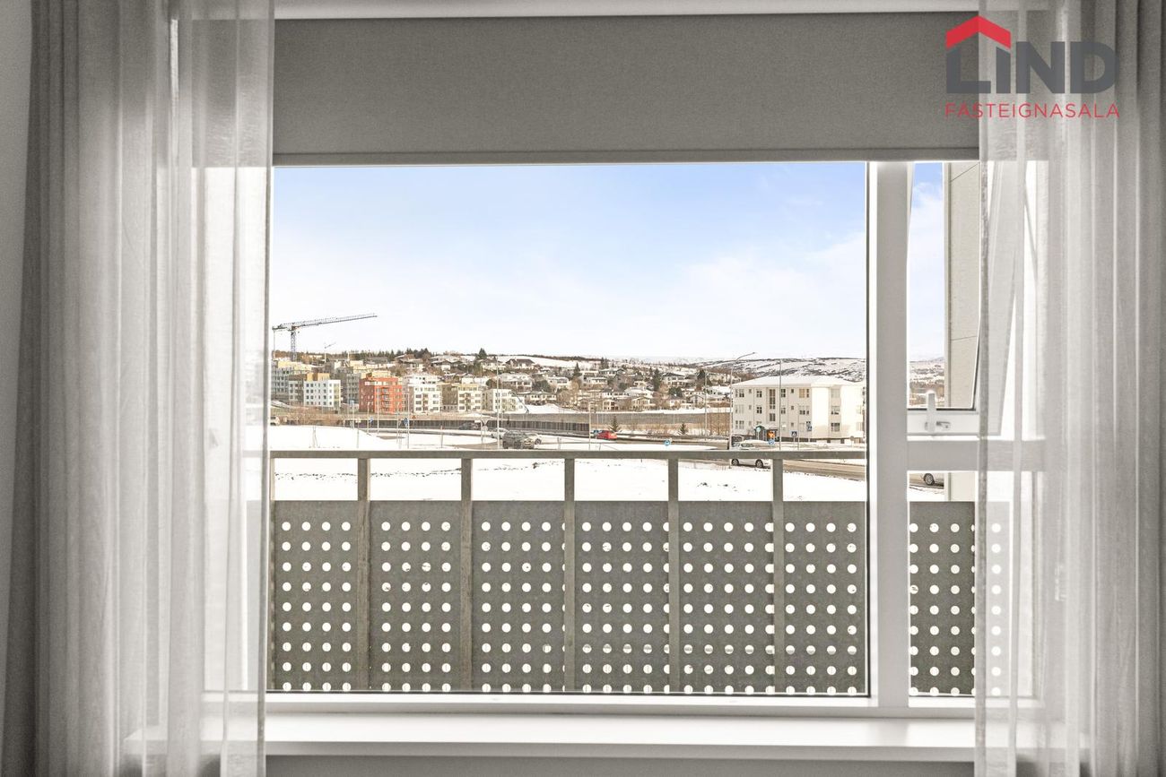 Nónsmári 11, 201 Kópavogur