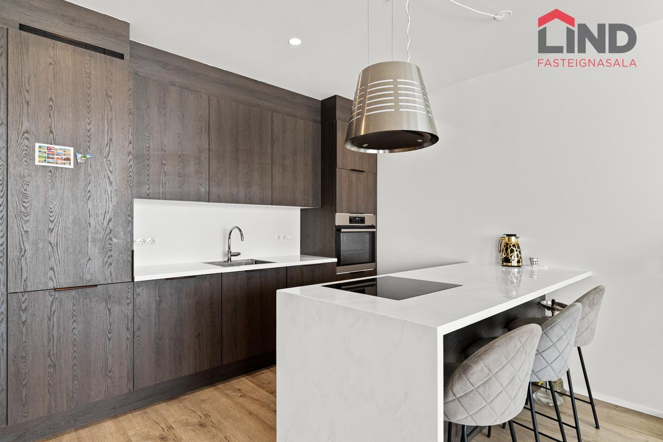 Nónsmári 11, 201 Kópavogur