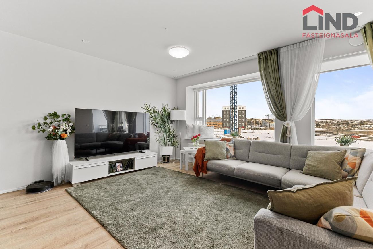 Nónsmári 11, 201 Kópavogur