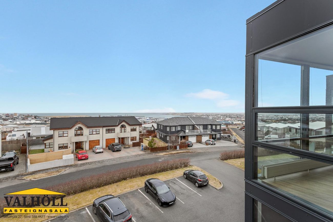 Erluás 2, 221 Hafnarfjörður