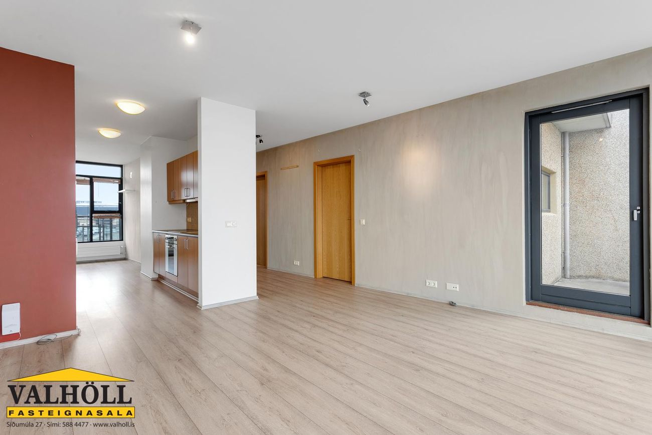 Erluás 2, 221 Hafnarfjörður
