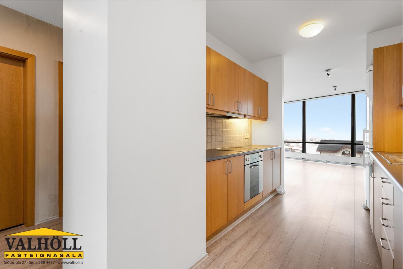 Erluás 2, 221 Hafnarfjörður