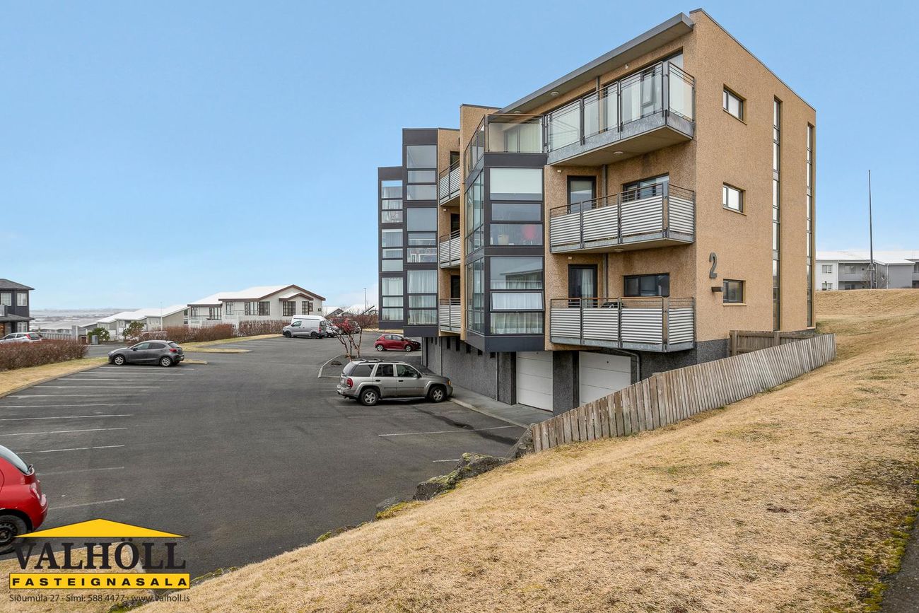 Erluás 2, 221 Hafnarfjörður