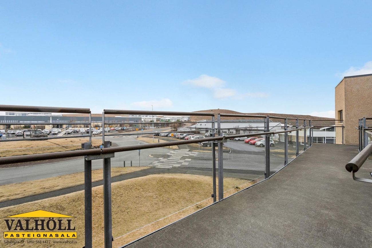 Erluás 2, 221 Hafnarfjörður