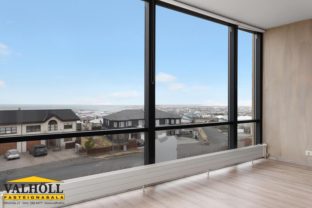 Erluás 2, 221 Hafnarfjörður