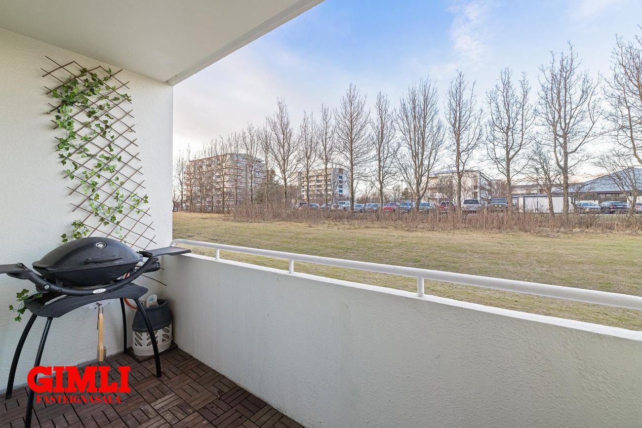 Grensásvegur 56, 108 Reykjavík
