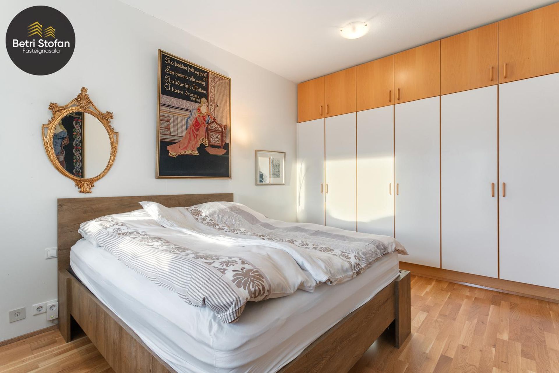 Sléttuvegur 15, 103 Reykjavík