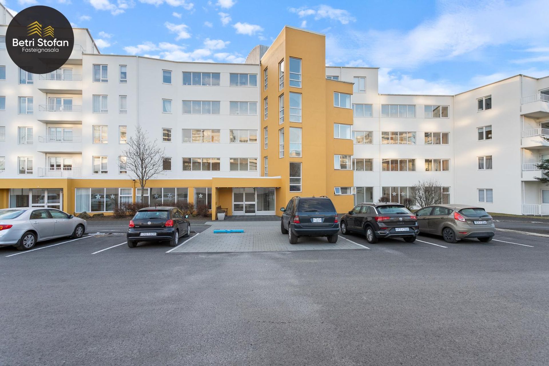 Sléttuvegur 15, 103 Reykjavík