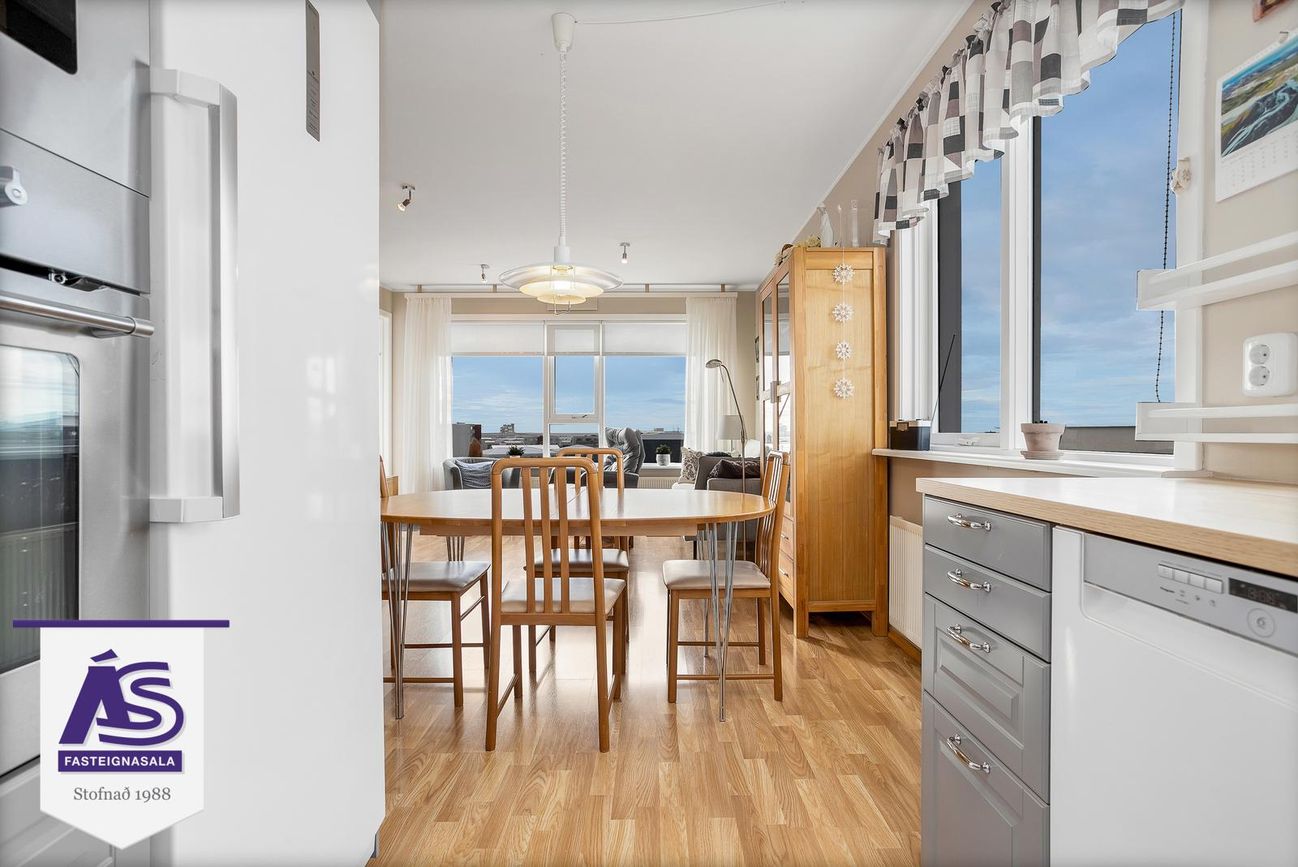 Burknavellir 17A, 221 Hafnarfjörður