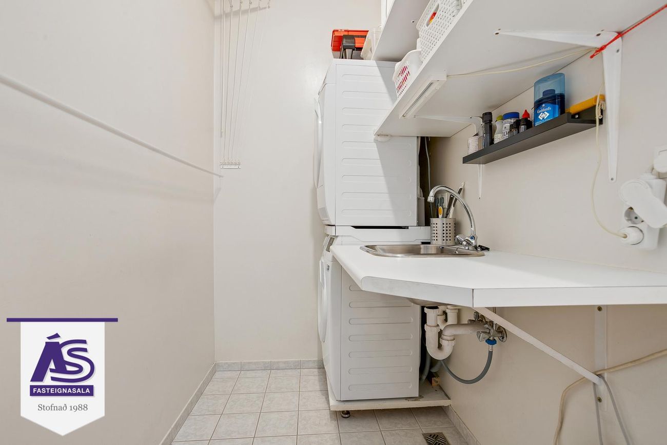 Burknavellir 17A, 221 Hafnarfjörður