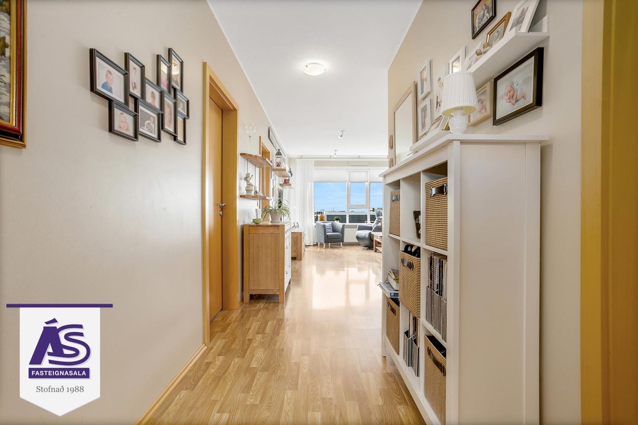 Burknavellir 17A, 221 Hafnarfjörður
