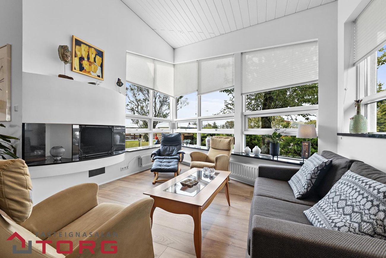 Týsvellir 1 - 0101, 230 Reykjanesbær