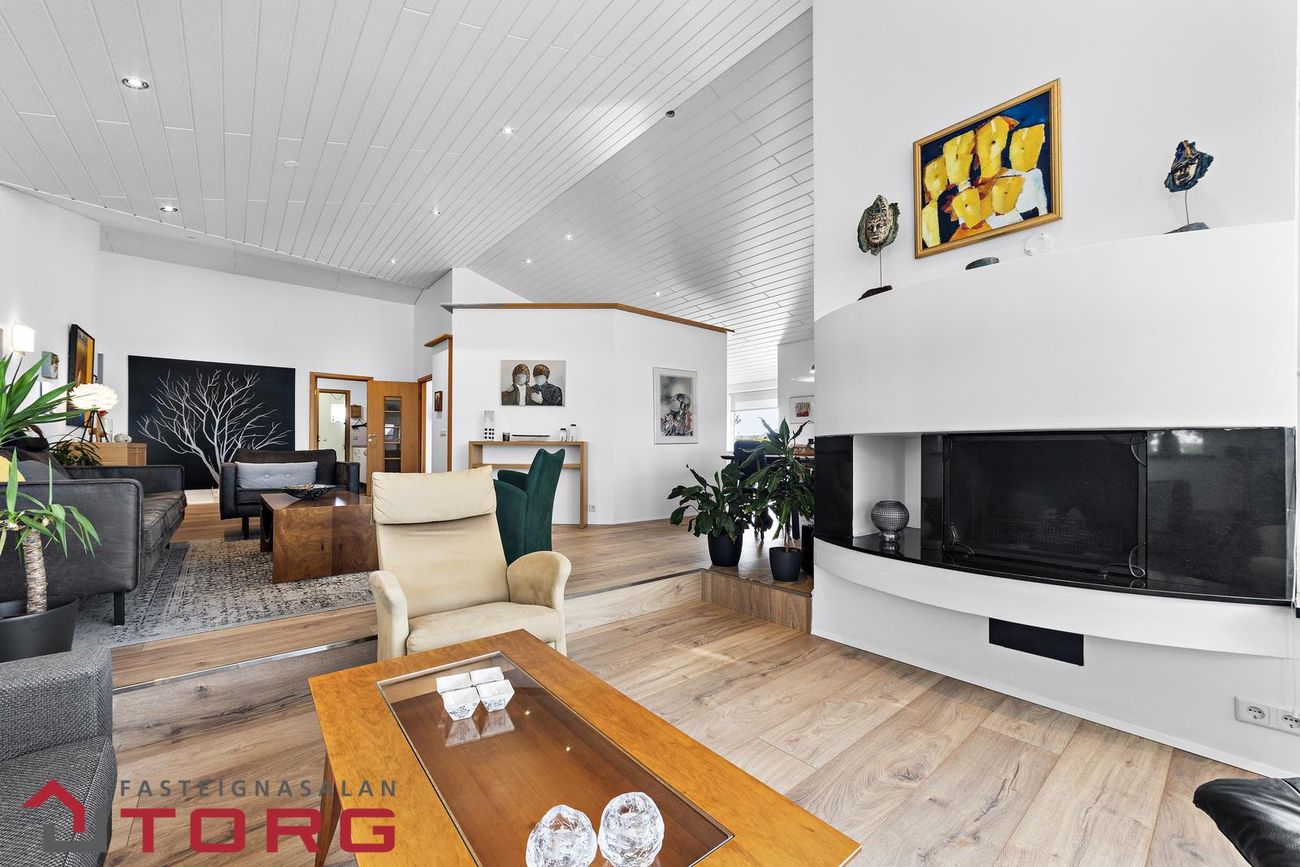 Týsvellir 1 - 0101, 230 Reykjanesbær