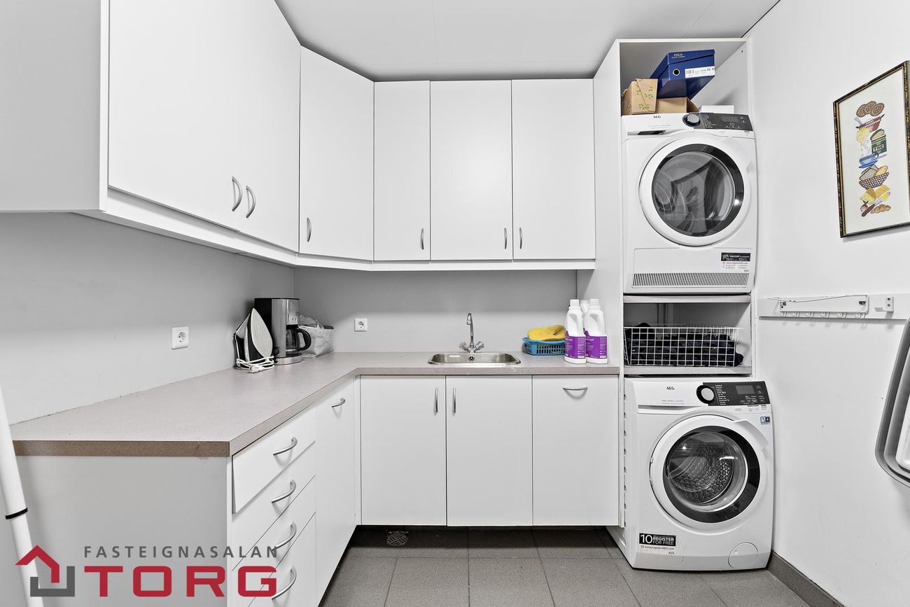 Týsvellir 1 - 0101, 230 Reykjanesbær