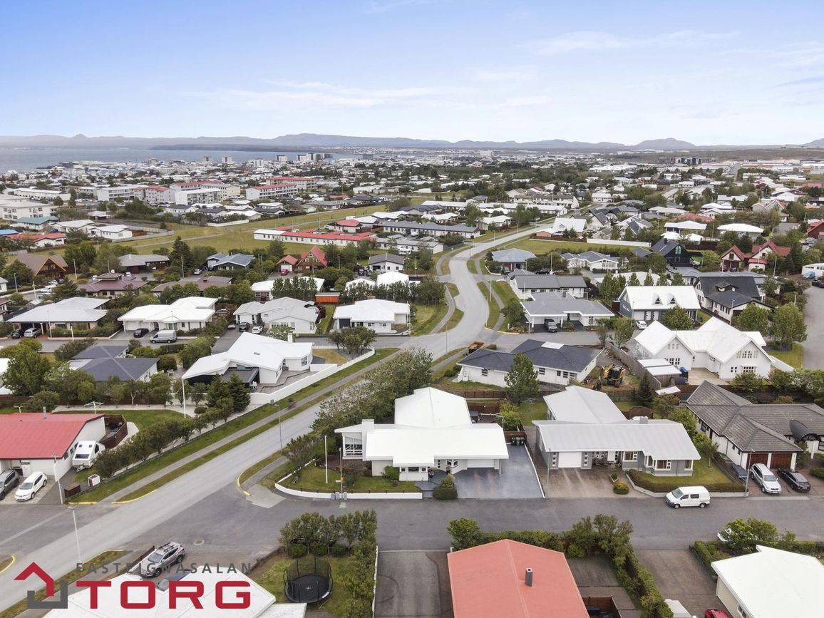 Týsvellir 1 - 0101, 230 Reykjanesbær