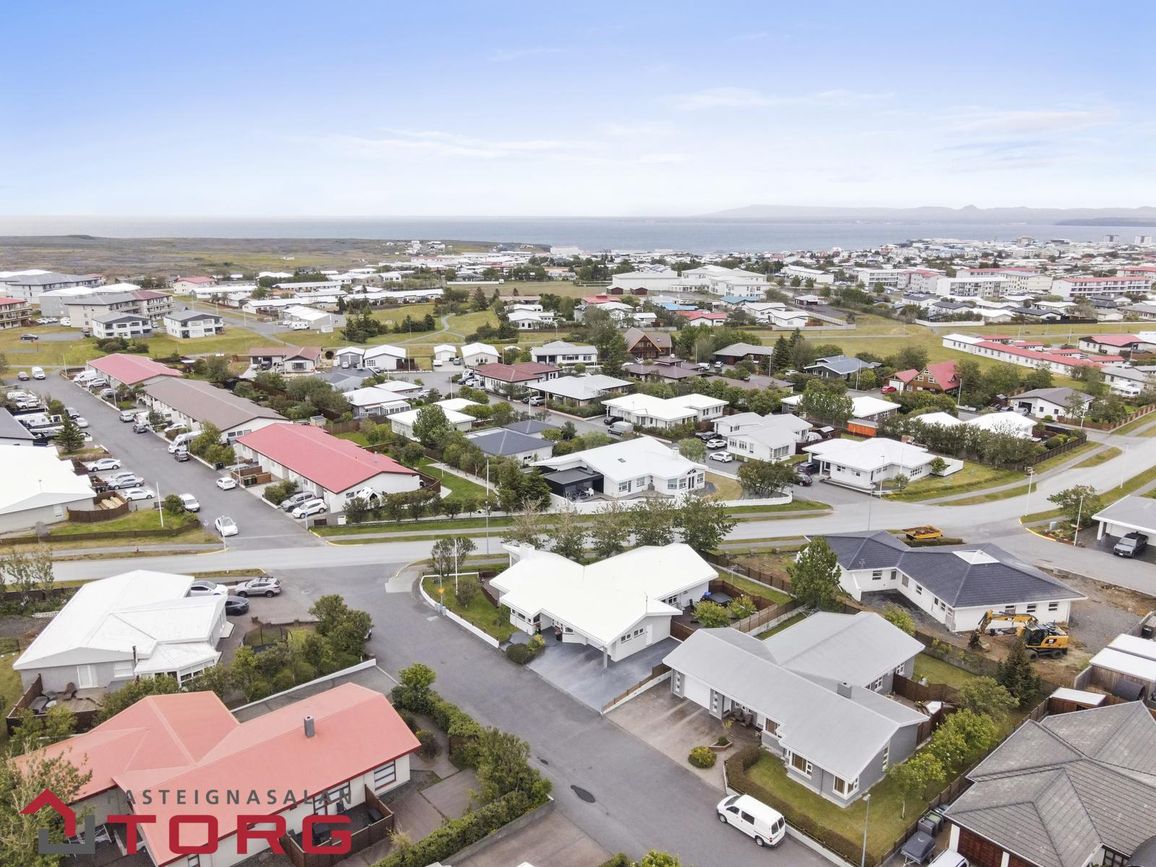 Týsvellir 1 - 0101, 230 Reykjanesbær